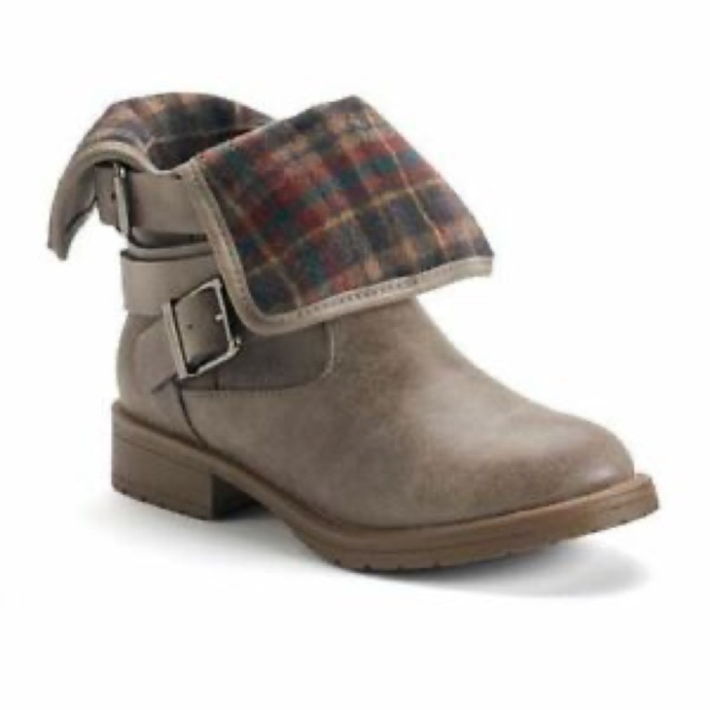 Ankle boots